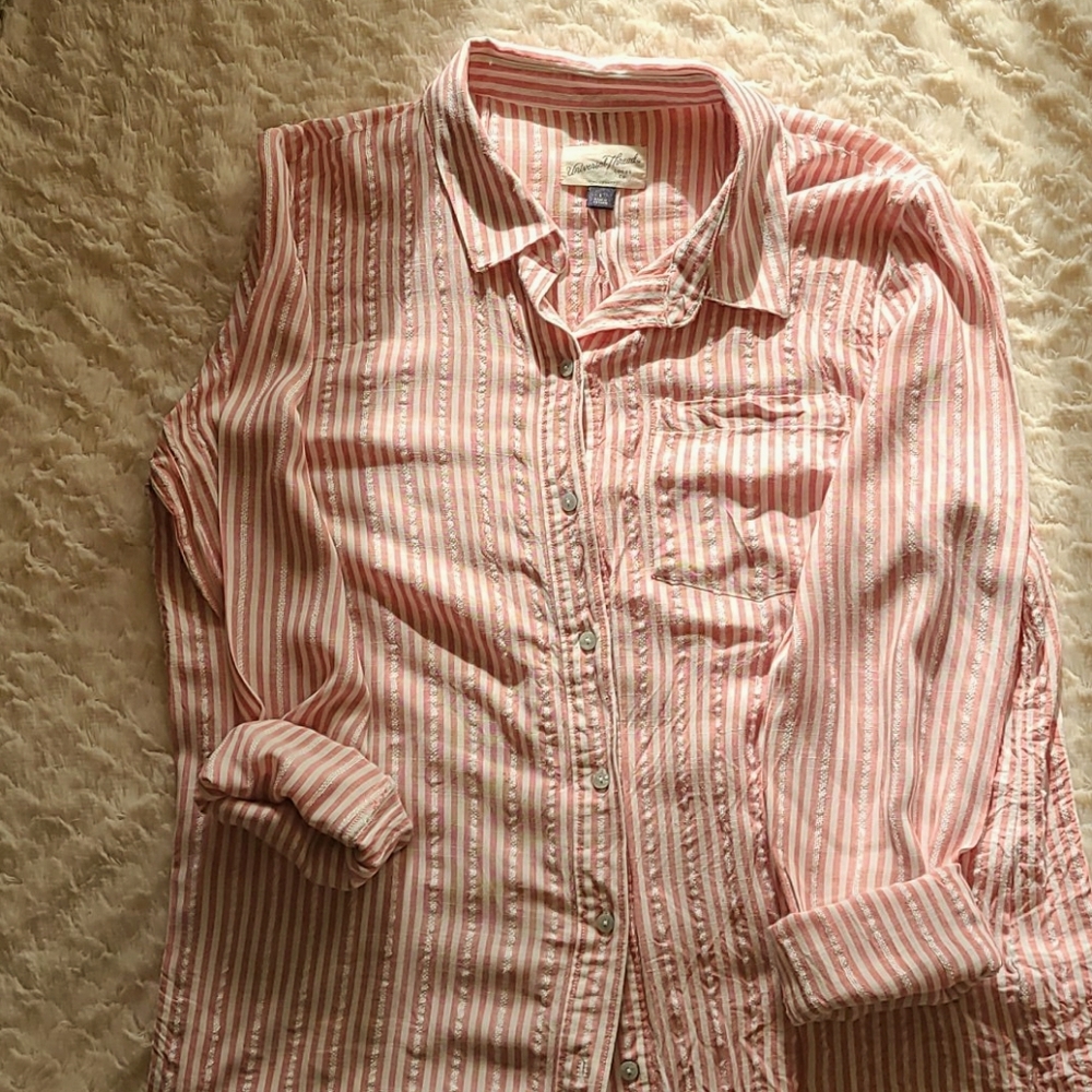 Long sleeve button up shirt